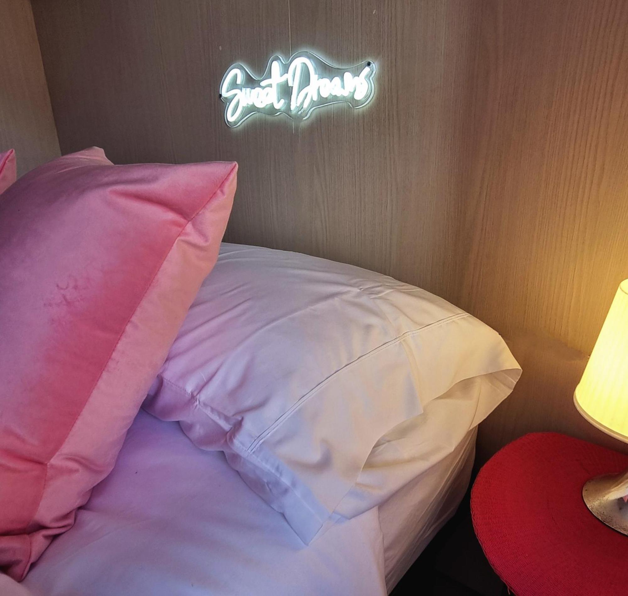 Sweet Dream Otel Passignano sul Trasimeno Dış mekan fotoğraf